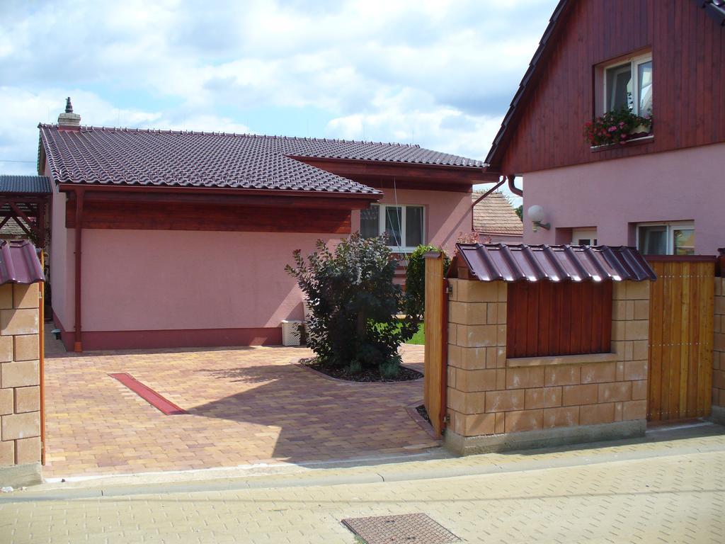 Penzion Jarka Lednice Rum bild